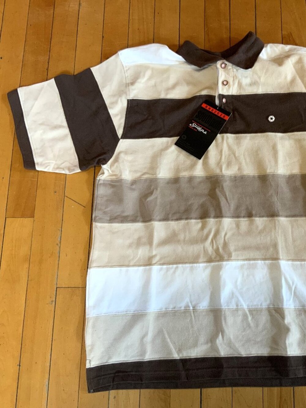 Men's South Pole Polo Shirt. NEW, Large
